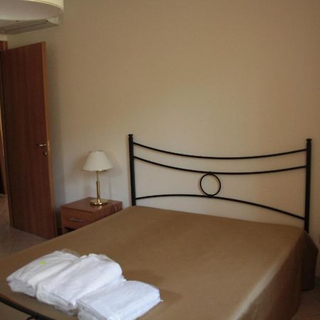 Residence Borgo Mondragon Lazise Exterior foto