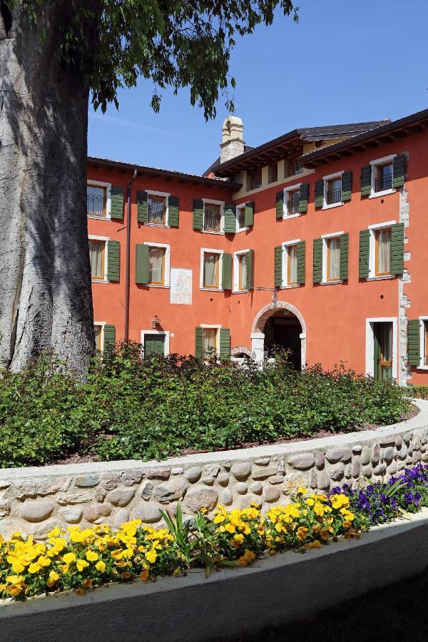Residence Borgo Mondragon Lazise Exterior foto